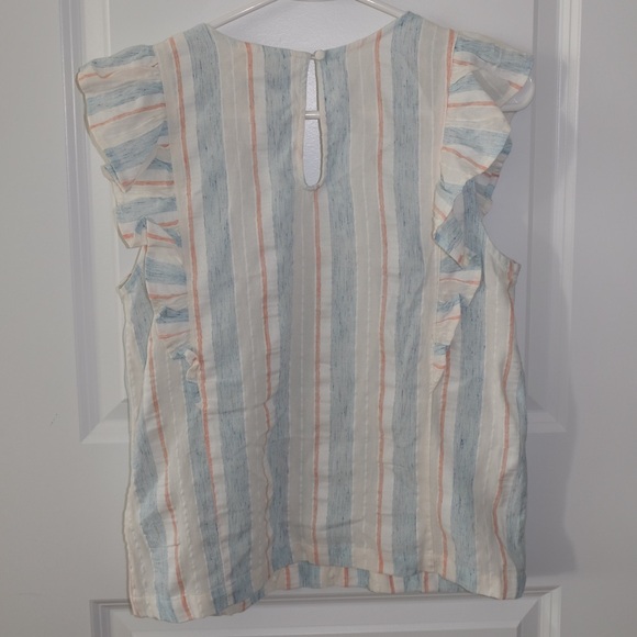 Ruffle sleeve tank - Picture 2 of 2